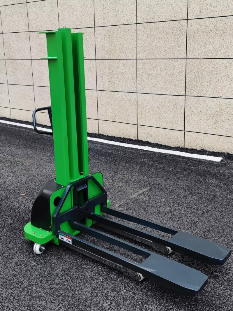 Электрический самозагружающийс – обзор и цена Electric Forklift